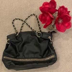🌹Icing • Like New Black Faux Leather Large Bag Tote with Gold Chain Acc…
